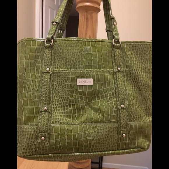 Nine & Co. Handbags - Nine &Co large green tote